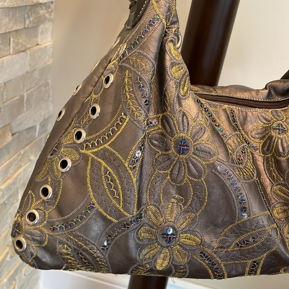 Floral Sequin purse - Picture 2 of 8